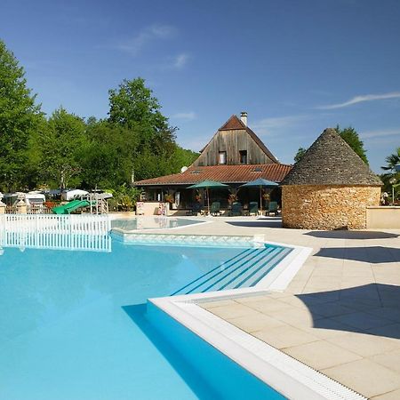 Camping Sunissim Le Moulin Du Roch 5 Stars By Locatour Hotel Sarlat Exterior foto
